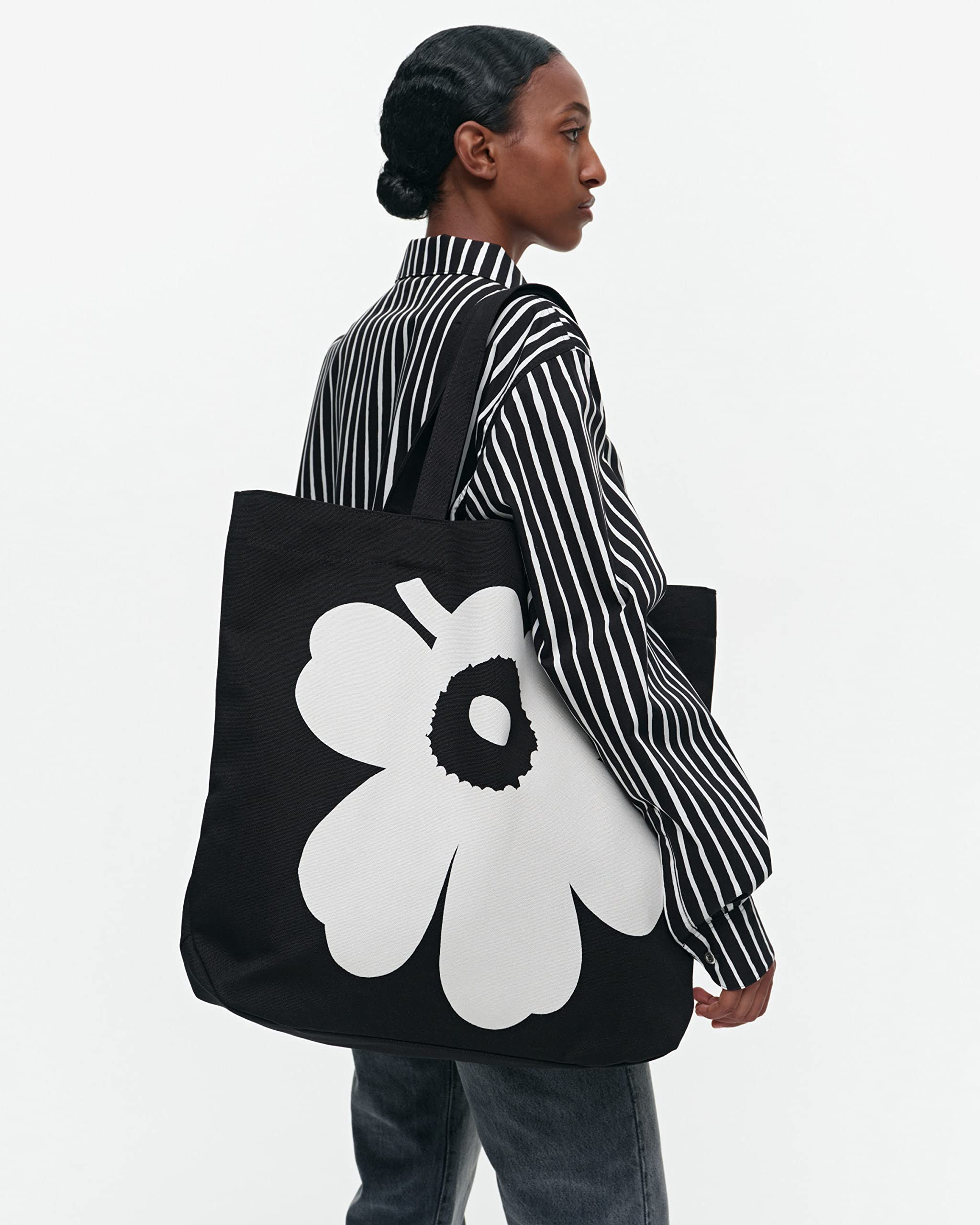 MARIMEKKO Torna Unikko Cotton Tote Bag (Black and White) – Large Tote Bag to Include in your Daily Essentials – 18” x 15” x 5” - Image 6